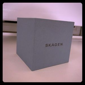 Skagen watch box